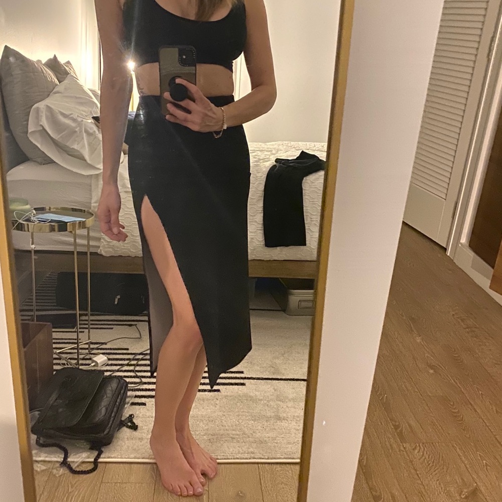 Intermix high slit skirt. Xs.